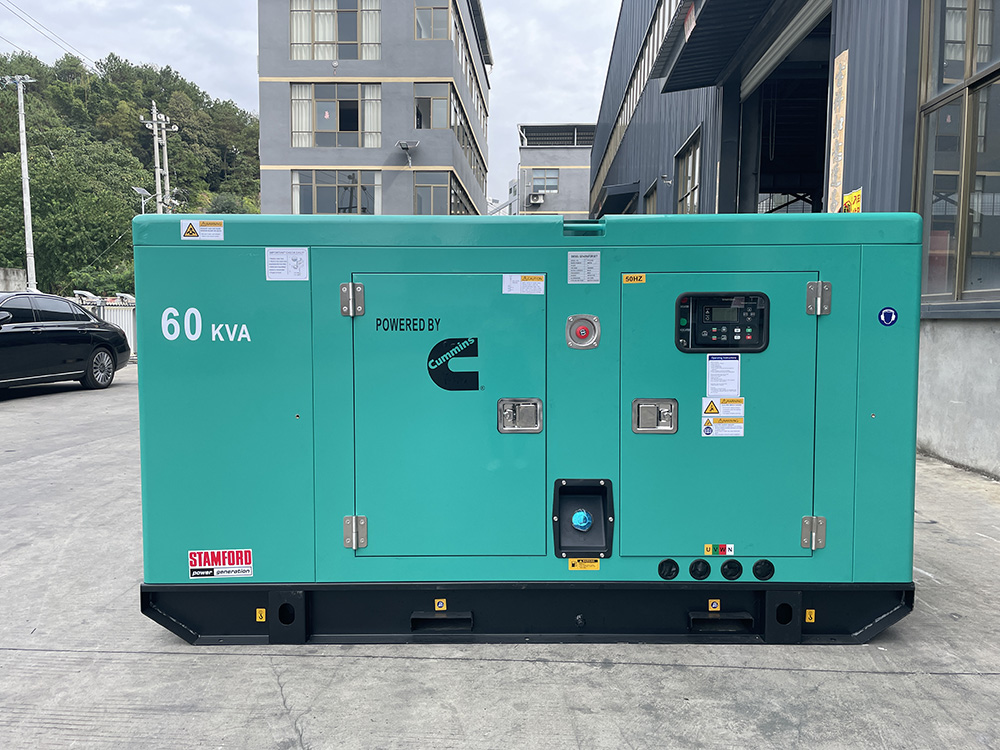Detailed look at the Smartgen intelligent controller and digital interface panel